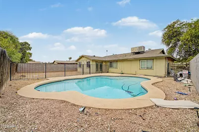 8925 W Meadowbrook Avenue, Phoenix, AZ 85037 - Photo 31