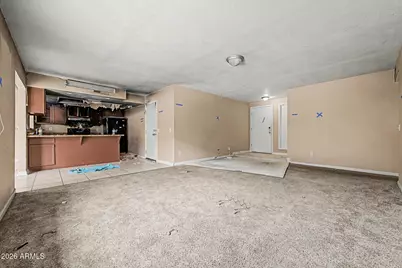 8925 W Meadowbrook Avenue, Phoenix, AZ 85037 - Photo 7