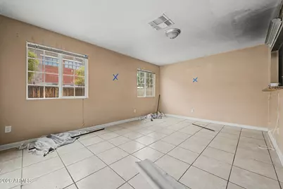 8925 W Meadowbrook Avenue, Phoenix, AZ 85037 - Photo 11