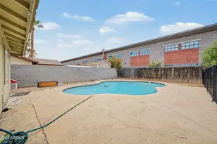8925 W Meadowbrook Ave, Phoenix, AZ 85037 - Photo 35