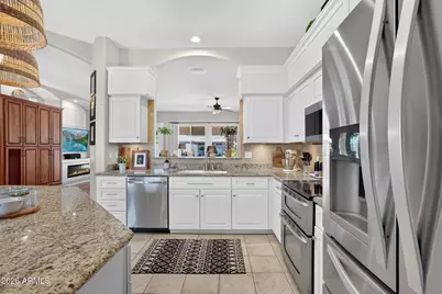 2242 E Victor Road, Gilbert, AZ 85296 - Photo 11