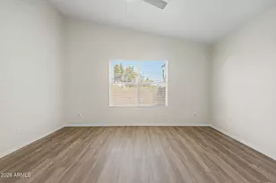 1006 W Redondo Dr, Gilbert, AZ 85233 - Photo 17