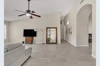 11105 E Poinsettia Drive, Scottsdale, AZ 85259 - Photo 9