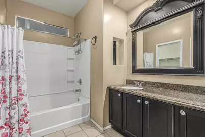 2513 W Novak Way, Phoenix, AZ 85041 - Photo 15