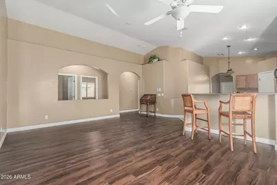 2513 W Novak Way, Phoenix, AZ 85041 - Photo 9
