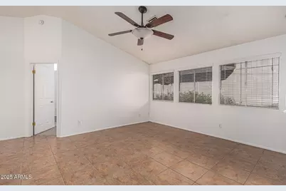3022 E Michigan Avenue, Phoenix, AZ 85032 - Photo 9