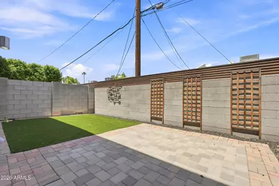 2740 E Roma Avenue, Phoenix, AZ 85016 - Photo 13