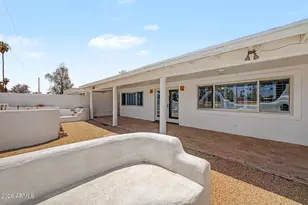 2075 E Cairo Dr, Tempe, AZ 85282 - Photo 29