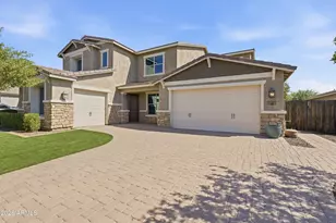 3889 E Chestnut Ln, Gilbert, AZ 85298 - Photo 9