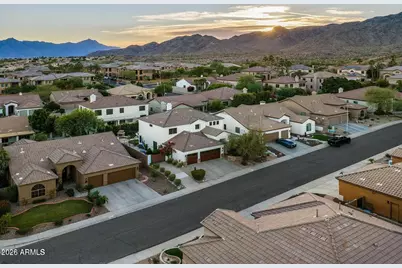15426 S 4th Avenue, Phoenix, AZ 85045 - Photo 3