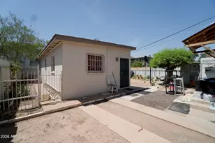 1433 E Brill St, Phoenix, AZ 85006 - Photo 19
