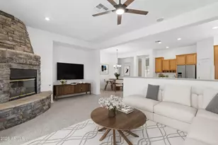 662 E Torrey Pines Pl, Chandler, AZ 85249 - Photo 21