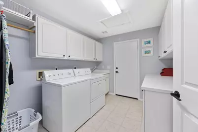 19456 N 87th Drive, Peoria, AZ 85382 - Photo 15
