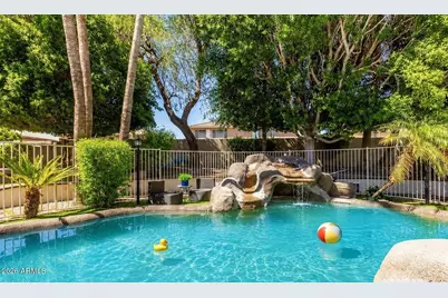 12946 W Luchana Drive, Litchfield Park, AZ 85340 - Photo 11