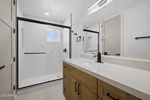2232 E Mitchell Dr, Phoenix, AZ 85016 - Photo 25