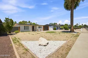 2232 E Mitchell Dr, Phoenix, AZ 85016 - Photo 3