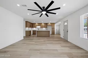 2232 E Mitchell Dr, Phoenix, AZ 85016 - Photo 17