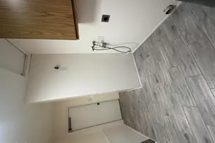 9203 N 63rd Dr, Glendale, AZ 85302 - Photo 7
