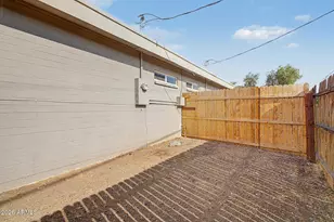 1925 W Village Dr, Phoenix, AZ 85023 - Photo 19