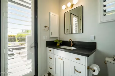 5605 E Lafayette Boulevard, Phoenix, AZ 85018 - Photo 29