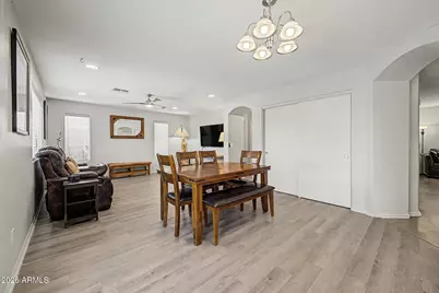 2532 W Straight Arrow Lane, Phoenix, AZ 85085 - Photo 9