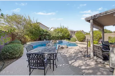 2532 W Straight Arrow Lane, Phoenix, AZ 85085 - Photo 25