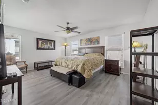 2532 W Straight Arrow Ln, Phoenix, AZ 85085 - Photo 17