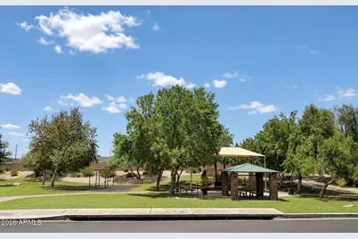 2532 W Straight Arrow Lane, Phoenix, AZ 85085 - Photo 27