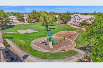 138 W El Freda Road, Tempe, AZ 85284 - Photo 35