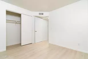 2444 E Willetta St, Phoenix, AZ 85008 - Photo 17