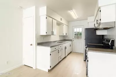 2444 E Willetta Street #4, Phoenix, AZ 85008 - Photo 11