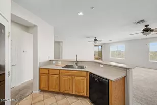 42108 N Anthem Heights Dr, Anthem, AZ 85086 - Photo 5