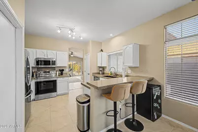 1044 W Heather Avenue, Gilbert, AZ 85233 - Photo 9