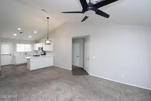 860 N McQueen Rd, Chandler, AZ 85225 - Photo 3