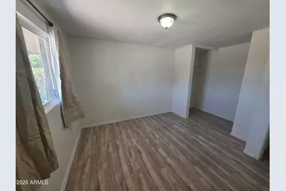 5841 W Mackenzie Drive, Phoenix, AZ 85031 - Photo 19