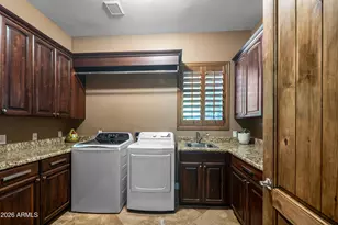 3034 E Portola Valley Dr, Gilbert, AZ 85297 - Photo 39