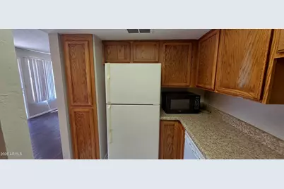 4466 W Palmaire Avenue, Glendale, AZ 85301 - Photo 9