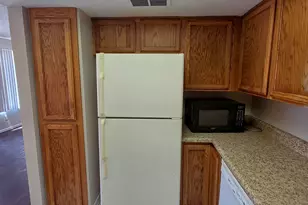 4466 W Palmaire Ave, Glendale, AZ 85301 - Photo 9