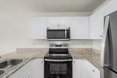 322 E Watson Place, Casa Grande, AZ 85122 - Photo 3
