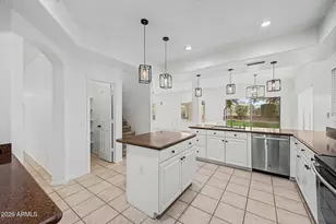 4331 E Prickly Pear Trail, Phoenix, AZ 85050 - Photo 11