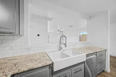 25670 W Satellite Lane, Buckeye, AZ 85326 - Photo 15