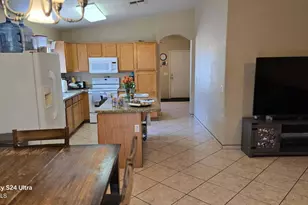 5227 S 10th Ave, Phoenix, AZ 85041 - Photo 3
