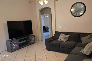 5227 S 10th Ave, Phoenix, AZ 85041 - Photo 7
