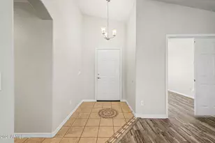 11143 W Mariposa Dr, Phoenix, AZ 85037 - Photo 3