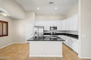 11143 W Mariposa Dr, Phoenix, AZ 85037 - Photo 13