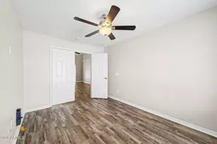 11143 W Mariposa Dr, Phoenix, AZ 85037 - Photo 17