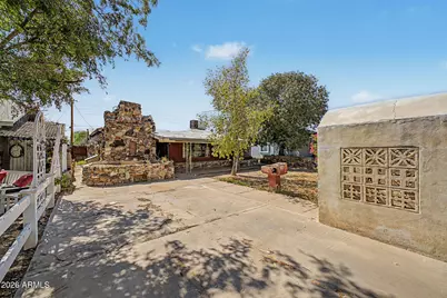 328 N Delaware Street, Chandler, AZ 85225 - Photo 9