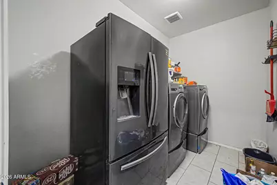 10155 W Golden Lane, Peoria, AZ 85345 - Photo 39