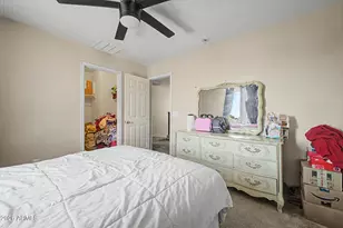 10155 W Golden Ln, Peoria, AZ 85345 - Photo 29