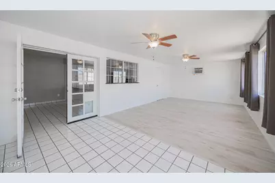 1634 W Sack Drive, Phoenix, AZ 85027 - Photo 9